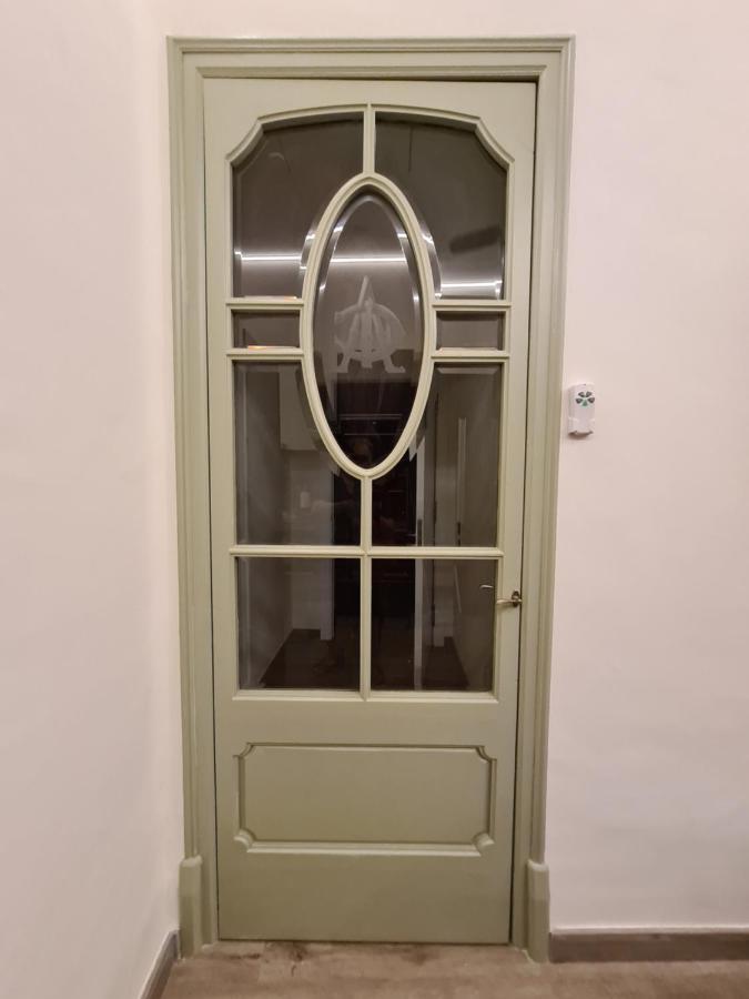 Apartaments Vicus 3 Con Vistas A La Plaza Mayor De Вик Екстериор снимка
