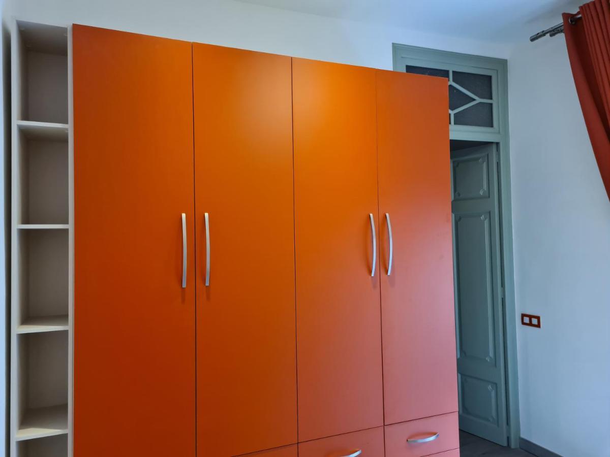 Apartaments Vicus 3 Con Vistas A La Plaza Mayor De Вик Екстериор снимка